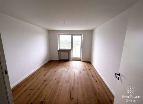 Schlafzimmer - 3 Zimmer Etagenwohnung in München