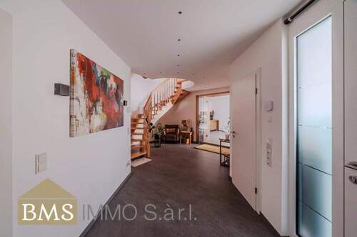 Bild 2 - 6 Zimmer Einfamilienhaus zum Kaufen in Irrel