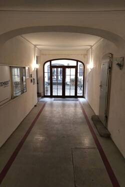 Durchgang F33.jpg - 6 Zimmer Büro zur Miete in Dresden