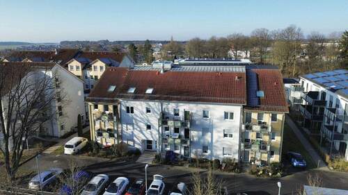 Frontalansicht - Praktisch & komfortabel: Barrierefreie Wohnung mit Aufzug und Terrasse