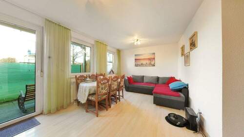 Wohn und Essbereich - 2 Zimmer Etagenwohnung in Wertheim