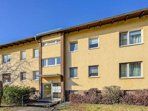 Straßenansicht - Vermietet: Gepflegte 3 Zimmer in ruhiger Mariendorfer Wohnlage