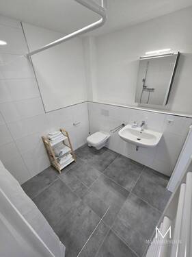 Badezimmer - Etagenwohnung mit 136,00 m&sup2; in Kaiserslautern zum Kaufen
