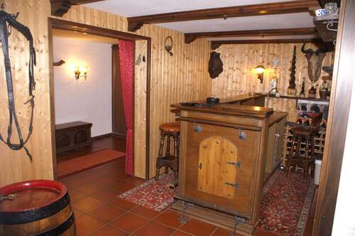 Bar im Souterrain 22.JPG - 