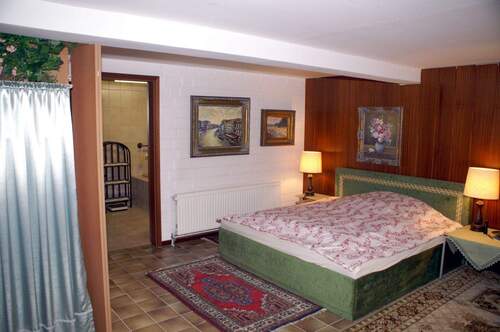 Gästezimmer Untergeschoss 14.JPG - 