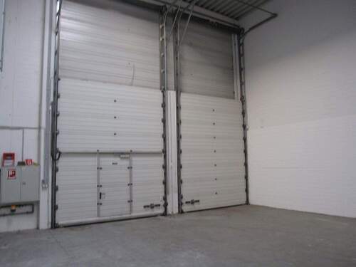 Hallentore ebenerdig und Rampe - 