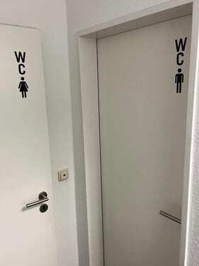 WC-Anlage Damen und Herren - 