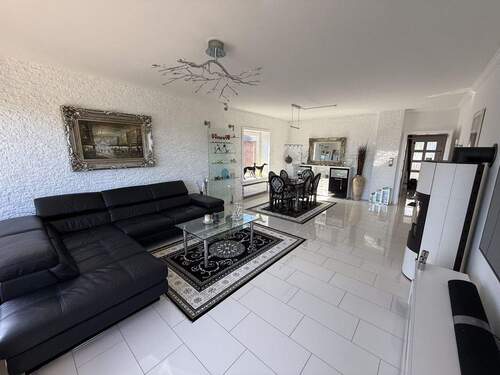 Wohn-/Esszimmer EG - Einfamilienhaus mit 216,00 m&sup2; in Neuwied / Feldkirchen zum Kaufen