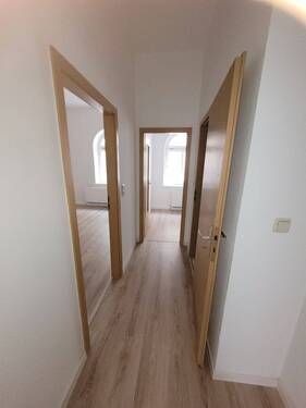 Einblick Flur Bild 2 - Etagenwohnung mit 43,20 m² in Rostock zur Miete