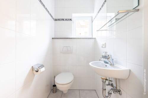Gäste-WC im Erdgeschoss - 