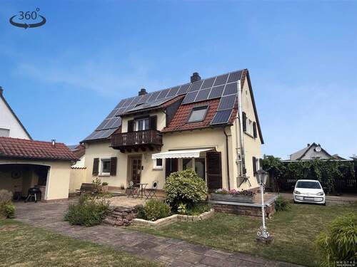 25-MRBD-208 - Gepflegtes Einfamilienhaus mit sehr schönem Garten & Garage in ruhiger Lage Morlautern, vermietet