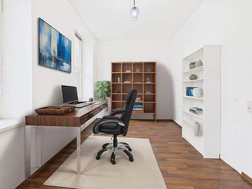 Mustermöbilierung Büro - 