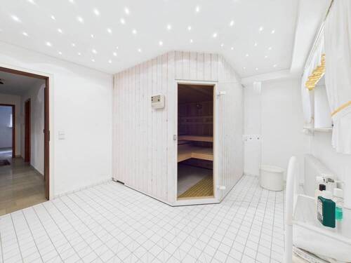 Sauna UG - 