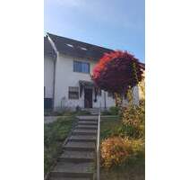 Raumwunder - Attraktives Reihenhaus mit kleinem Garten in Schmölln-Putzkau