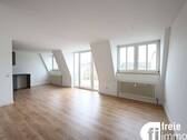 Essbereich mit Zugang Balkon - 