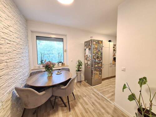 Küche mit Essbereich - 