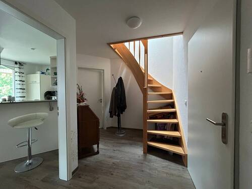 Flur mit Zugang Studio - Etagenwohnung mit 70,00 m&sup2; in Heeslingen zum Kaufen