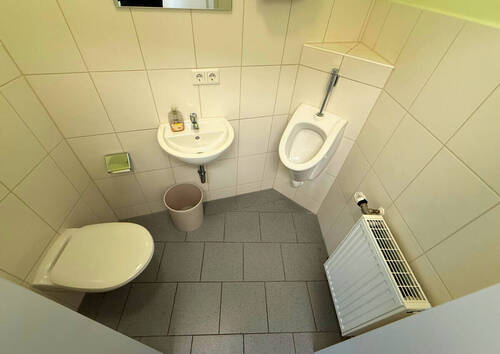 WC - 