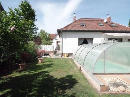 Garten + Pool - 