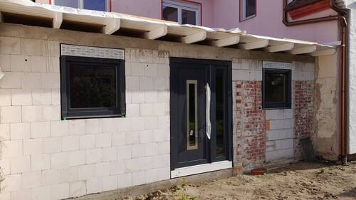 Hauseingang.jpeg - 5 Zimmer Einfamilienhaus in Doberlug-Kirchhain