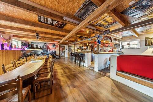 Partyhütte - 