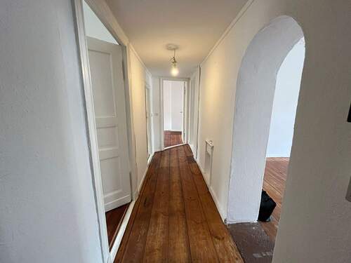 Flur 1 - 3 Zimmer Etagenwohnung zum Kaufen in Berlin