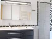 Bad mit Dusche - 