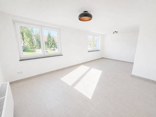 Wohnzimmer - 4 Zimmer Etagenwohnung zur Miete in Dunningen / Seedorf
