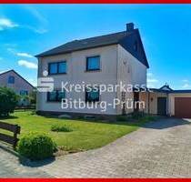 Freistehendes Einfamilienhaus mit Garage in schöner Lage - Speicher
