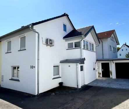 Ostansicht - 5 Zimmer Doppelhaushälfte zum Kaufen in Aalen