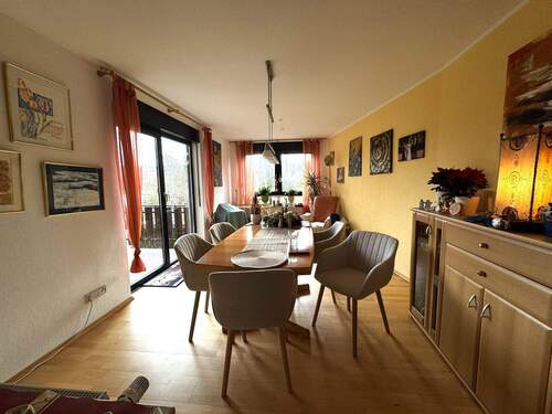 Esszimmer EG - Großzügiges Einfamilienhaus und traumhaftem Garten in Reinheim