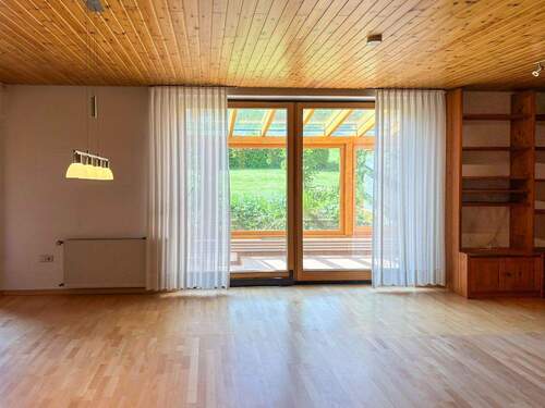 Wohnzimmer / Esszimmer EG rechts - 