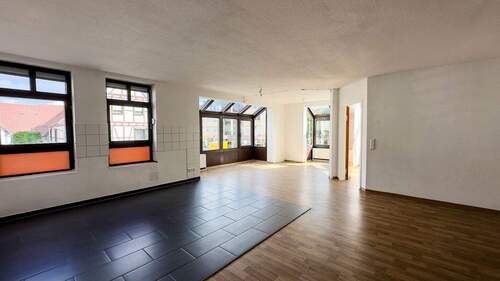 Wohzimmmer - 3 Zimmer Etagenwohnung zum Kaufen in Gärtringen