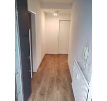 Einziehen & Wohlfühlen: Schöne, helle 2-ZKB-Wohnung mit EBK und Terrasse in Leimens bester Lage