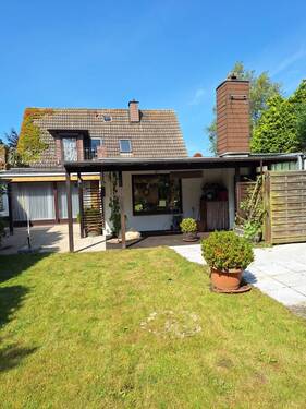 Gartenansicht - 4 Zimmer Einfamilienhaus in Wesselburen