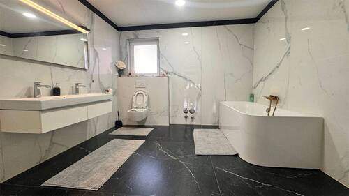 Tageslichtbad im EG - 