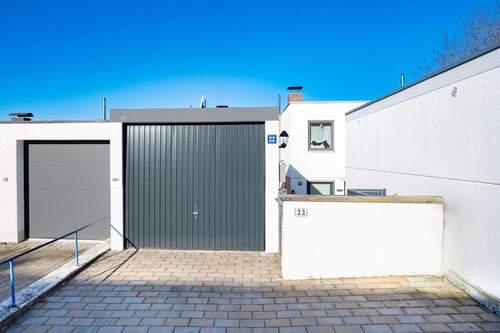 Garage Ansicht 1 - 