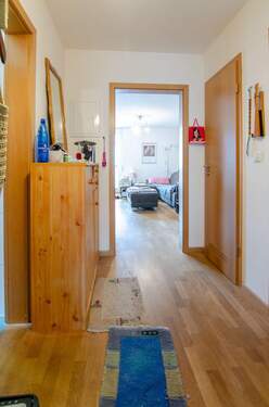 Diele - 2 Zimmer Etagenwohnung zum Kaufen in Ebersberg