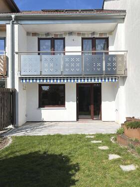 Außenansicht - Gepflegtes Reihenhaus - 530.000,00&nbsp;EUR Kaufpreis, ca.&nbsp; 134,80&nbsp;m&sup2;&nbsp;Wohnfl&auml;che