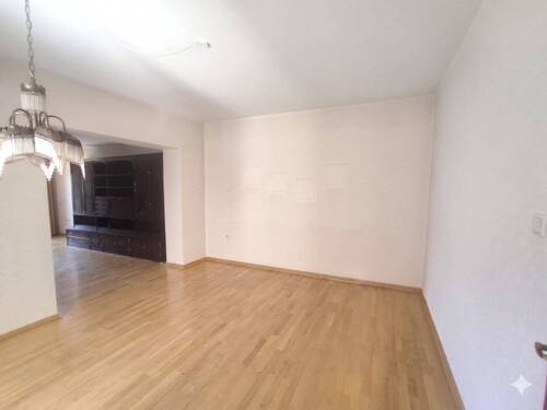 Esszimmer im 1.OG - 8 Zimmer Doppelhaushälfte zum Kaufen in Mülheim-Kärlich