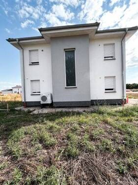 Ansicht 2 - 6 Zimmer Einfamilienhaus zum Kaufen in Merseburg