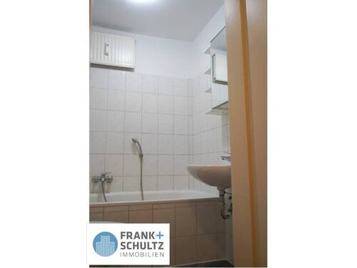 2. OG Mitte Badezimmer - 