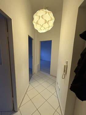 Flur - Gemütliche 2-ZKB-Wohnung - 650,00 EUR Kaltmiete, ca.  46,40 m² Wohnfläche