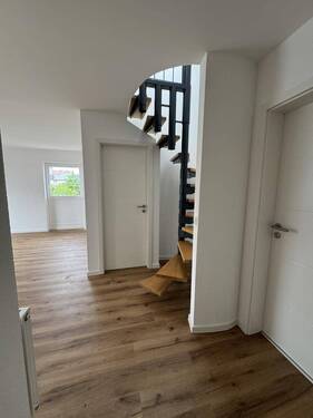 Blick in die Wohnung - VERMIETET: BW 2729V: 2,5 Zimmer Maisonette-Wohnung im Zentrum von VS-Schwenningen