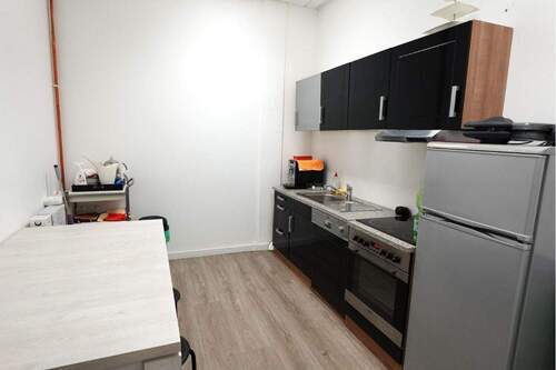 Küche/Personalraum - 