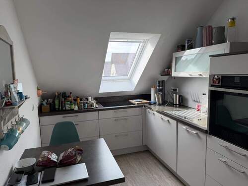Küche inklusive - 3 Zimmer Etagenwohnung in Möhrendorf