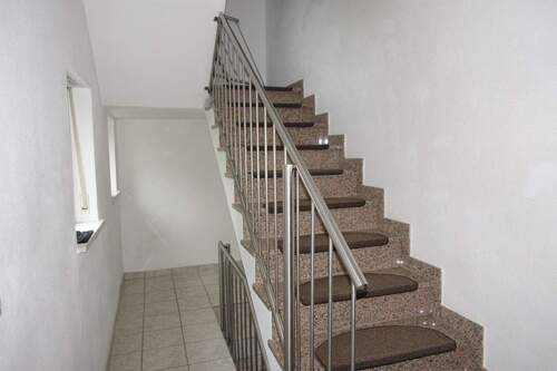 EG Treppenaufgang - Mehrfamilienhaus, Wohnhaus mit 153,00 m² in Buchbach zum Kaufen