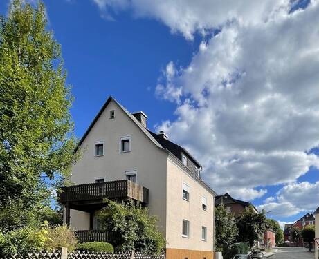 Außenansicht - 9 Zimmer Mehrfamilienhaus, Wohnhaus zum Kaufen in Zell