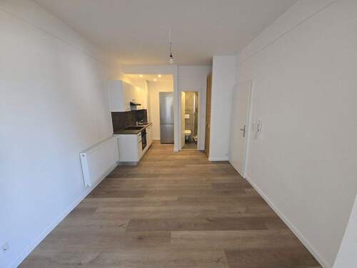 Wohn- Essbereich - Sanierte 1,5 Zimmerwohnung in der Bonner Kirschblütenstraße