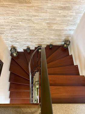 Treppenhaus vom Obergeschoss - 